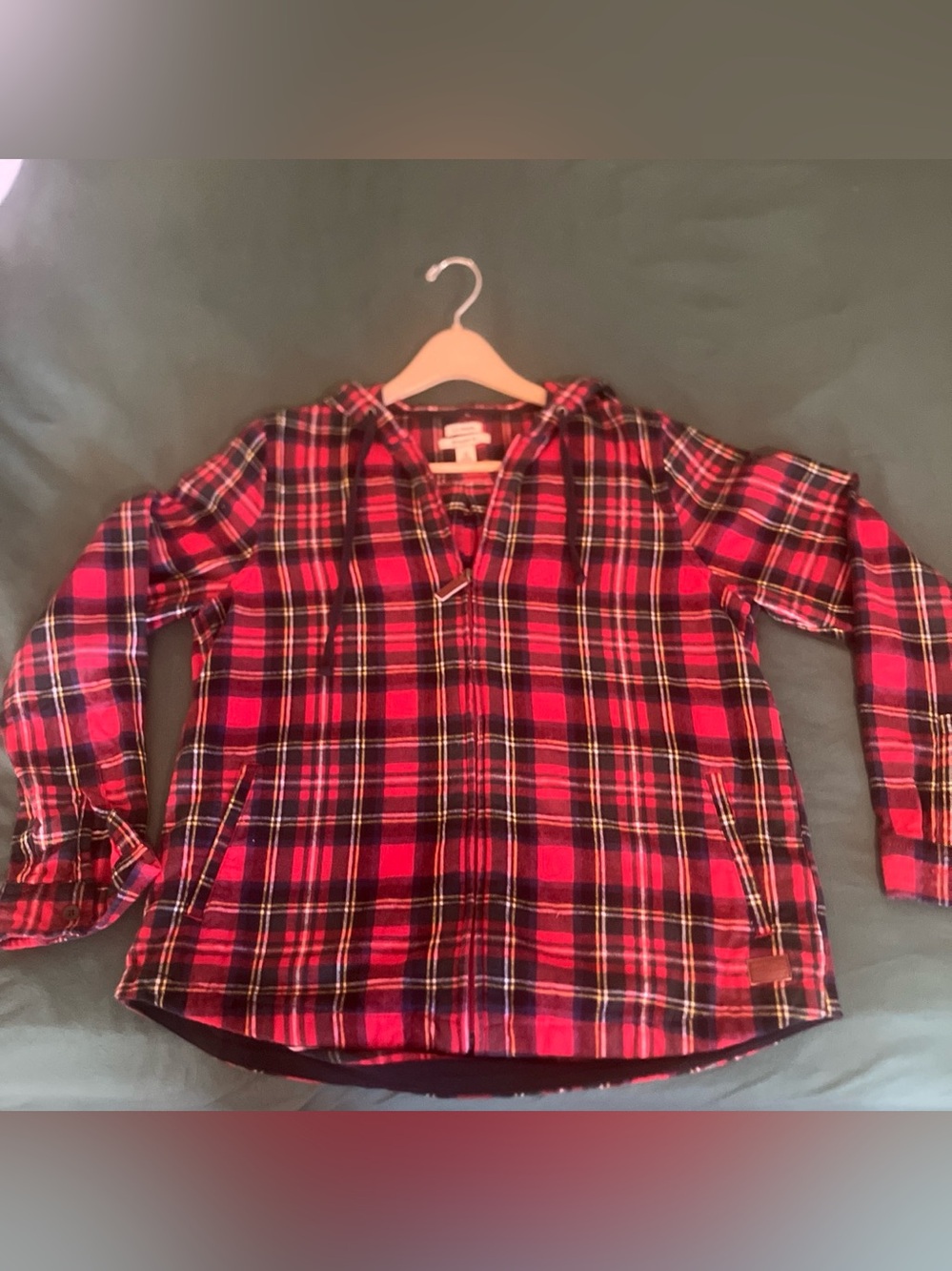 L.L.Bean women’s zip up hooded flannel size medium
